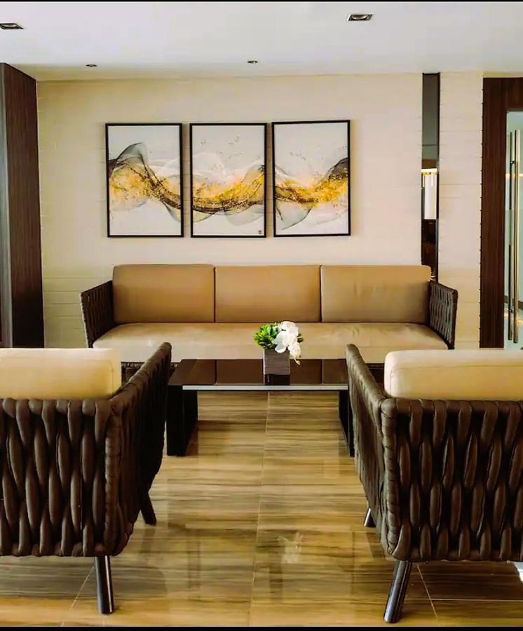 Air Residences Condominium Deluxe Manila Esterno foto
